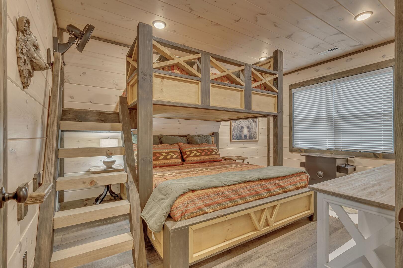 Friendly Bear Plunge | Photo 43