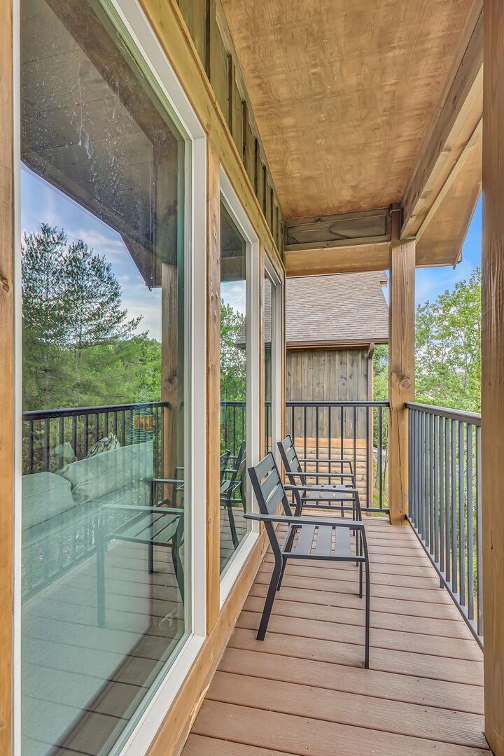 Friendly Bear Plunge | Photo 48