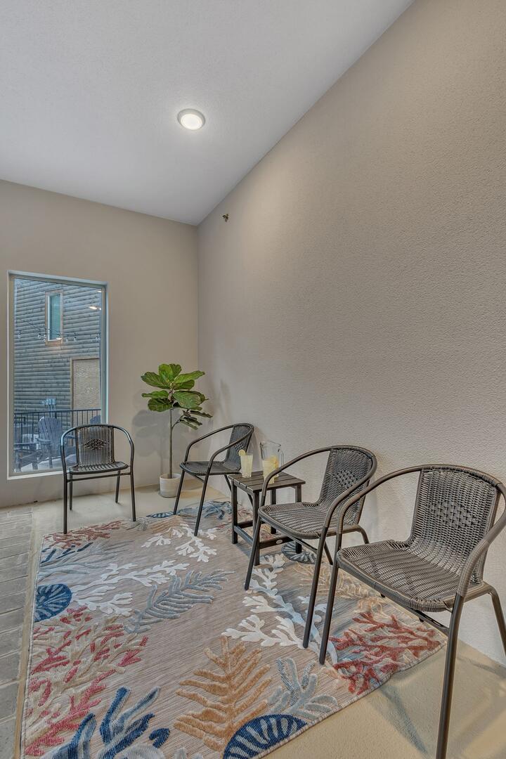 Friendly Bear Plunge | Photo 54