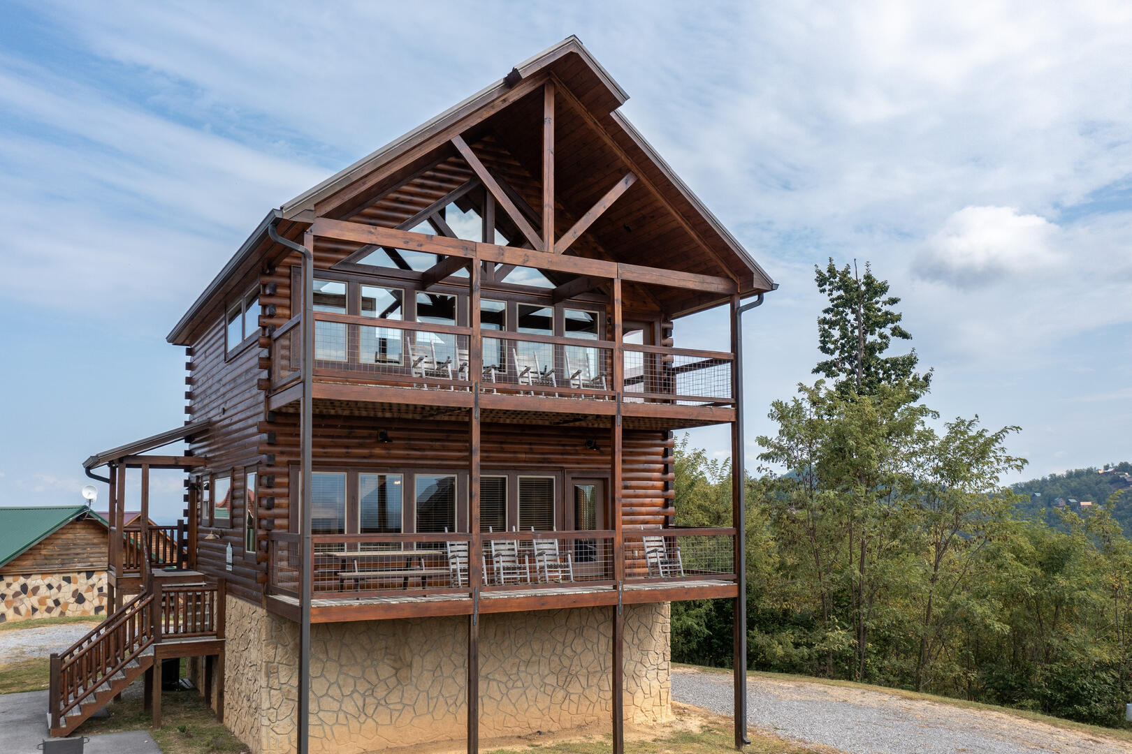 Serene Peak | Photo 24