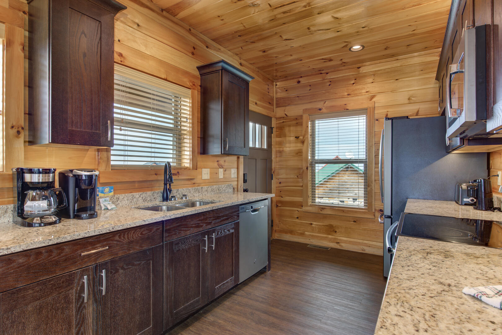 Serene Peak | Photo 10