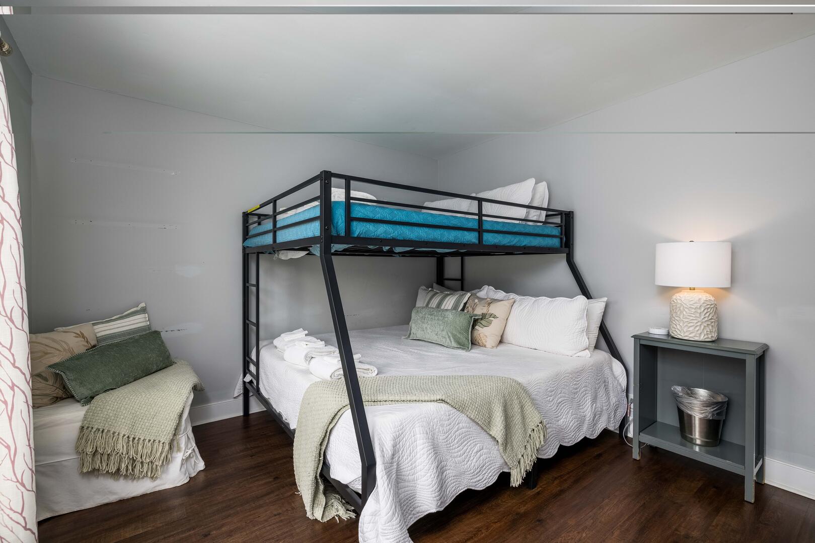 3 Fairway Club | Photo 28