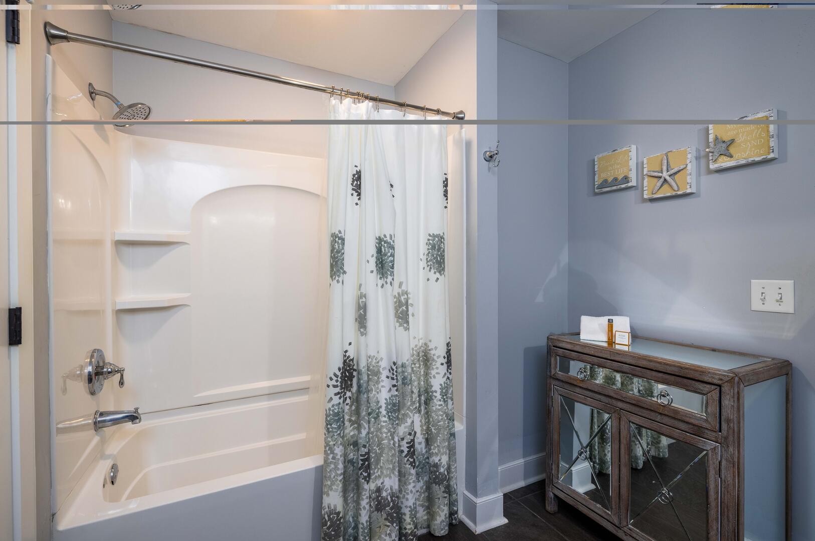 3 Fairway Club | Photo 26