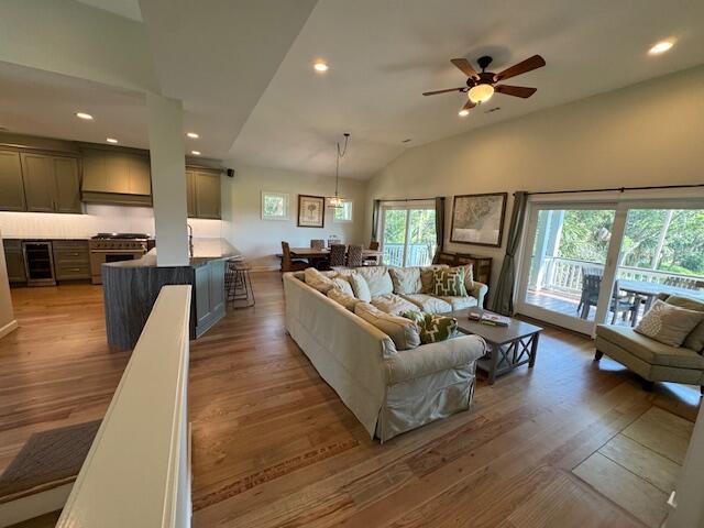 538 Remora Dr | Photo 12