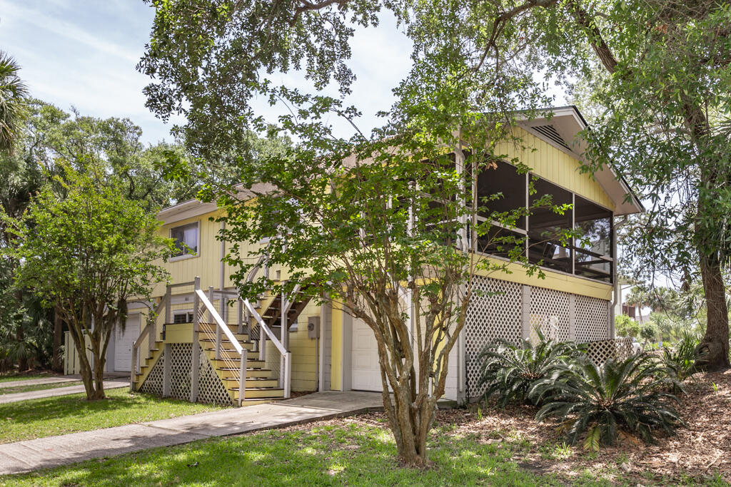 601 Dolphin Rd | Photo 22