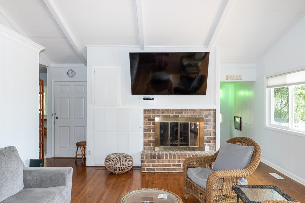 601 Dolphin Rd | Photo 7