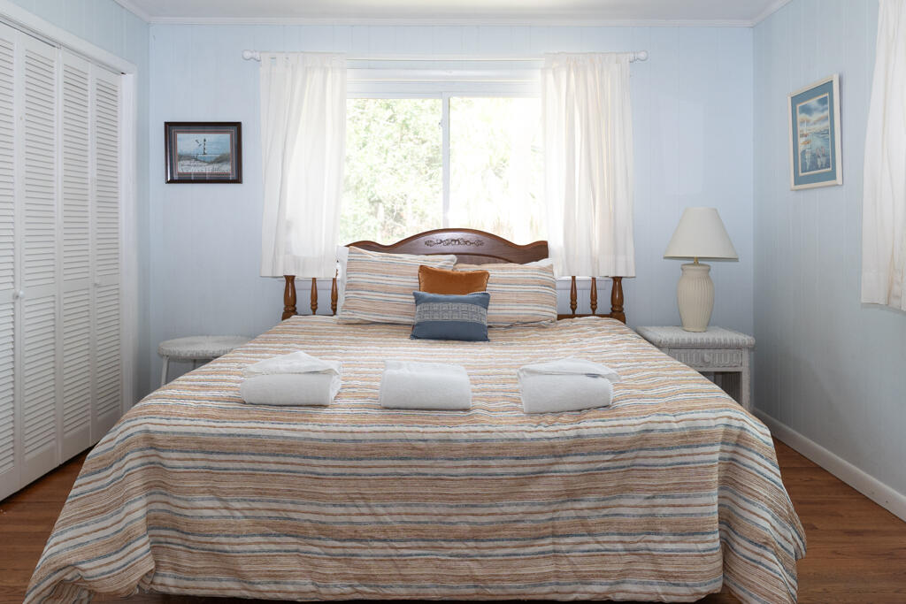 601 Dolphin Rd | Photo 18