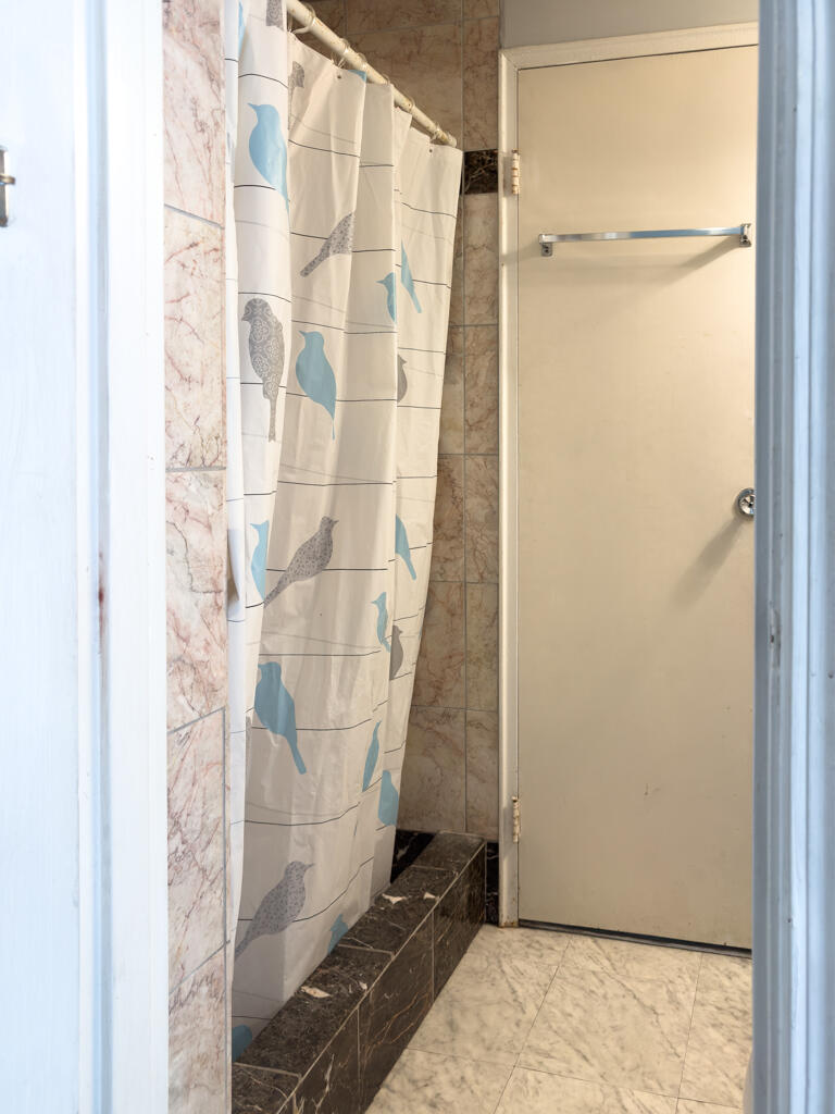 601 Dolphin Rd | Photo 13