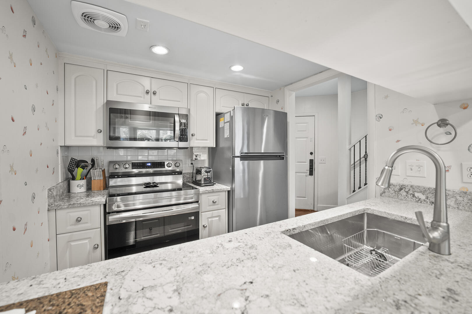 343 Capt John Fripp Villa | Photo 2