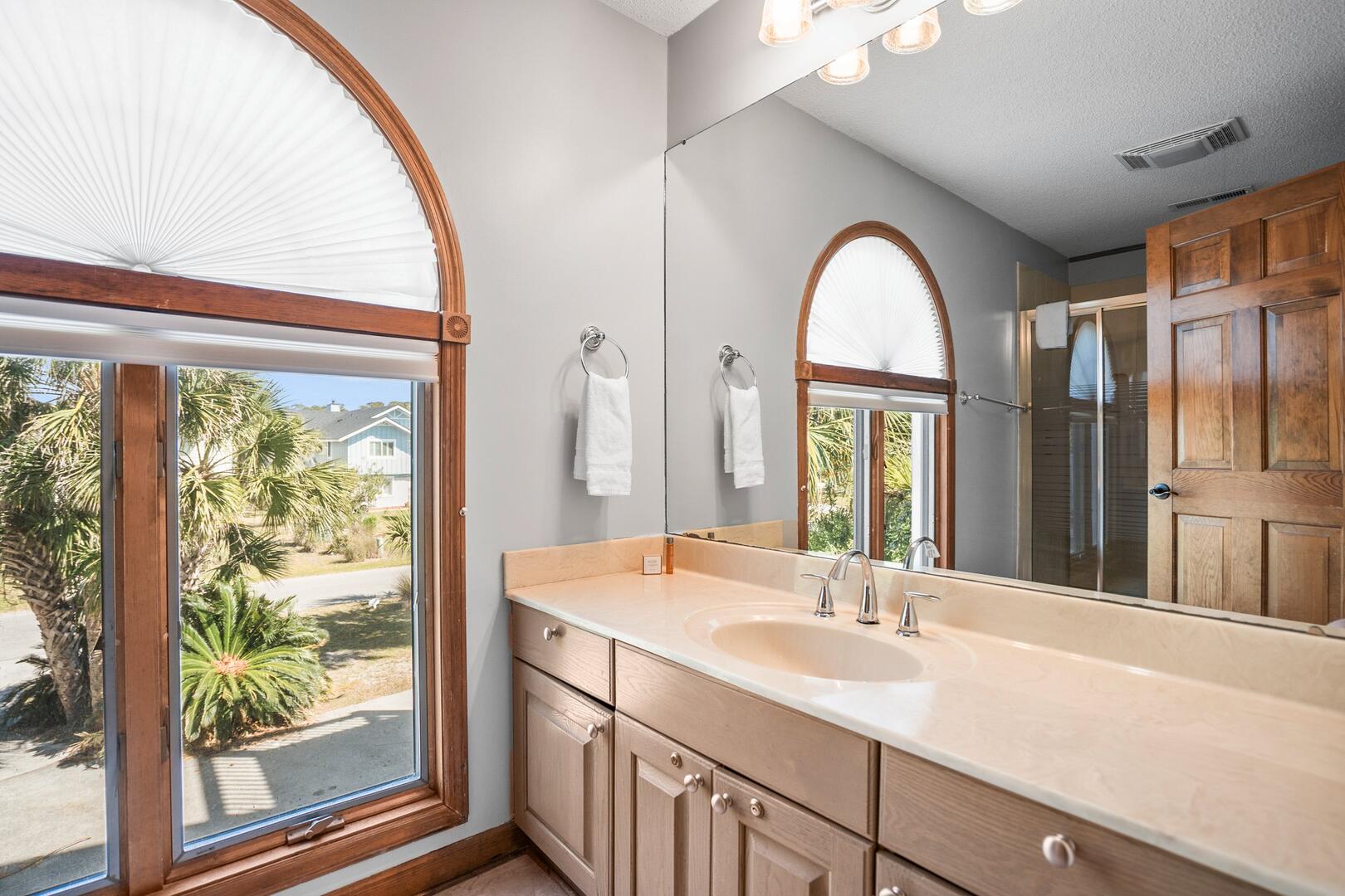 452 Tarpon Blvd-Sandy Toes | Photo 37