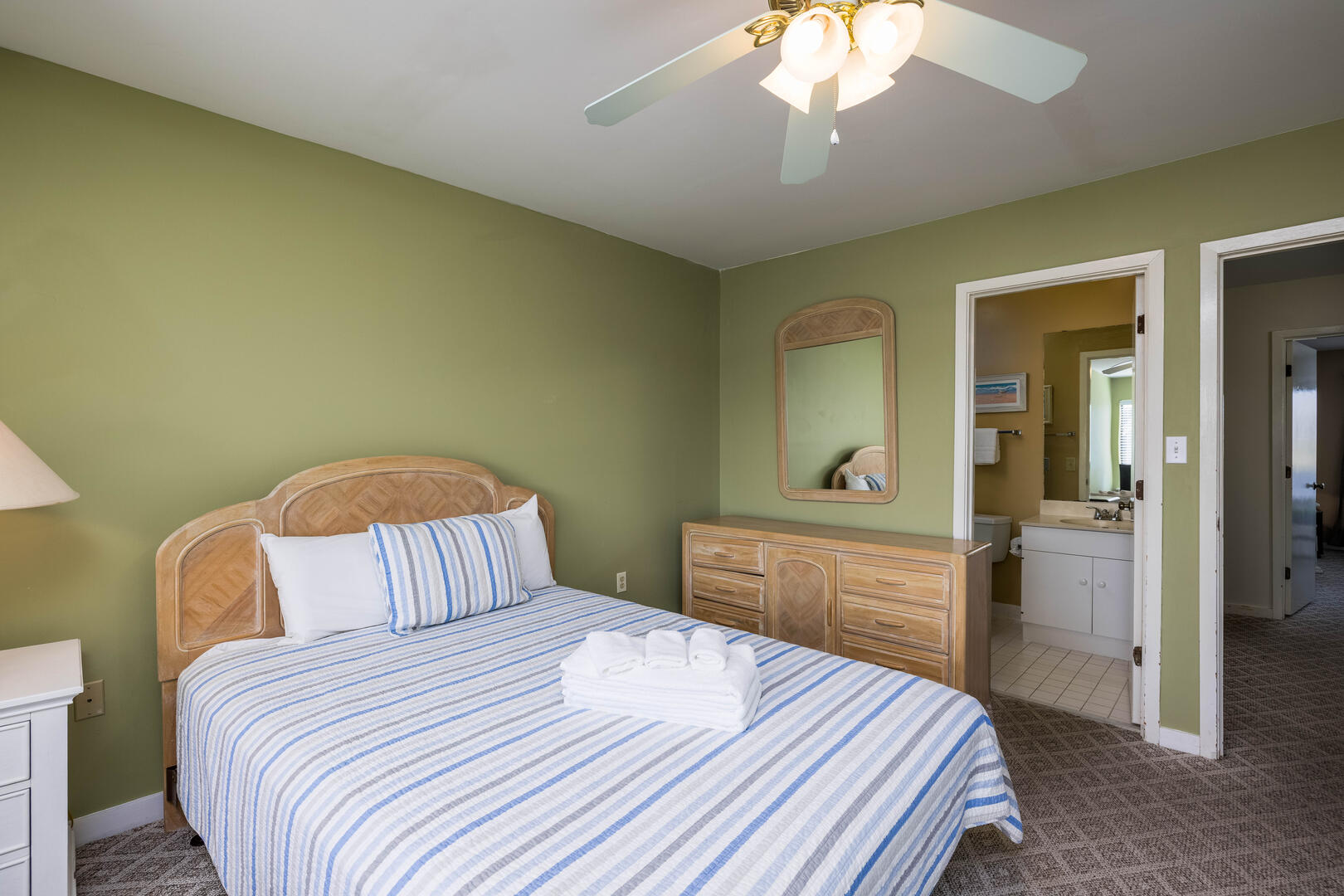 605 New Haven | Photo 15