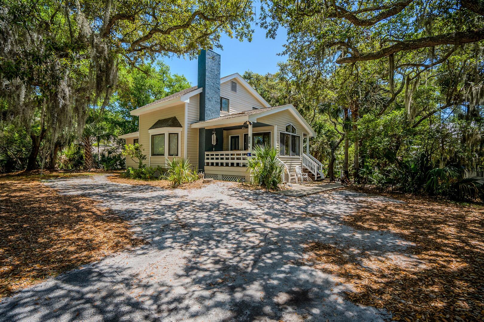 292 Tarpon Blvd