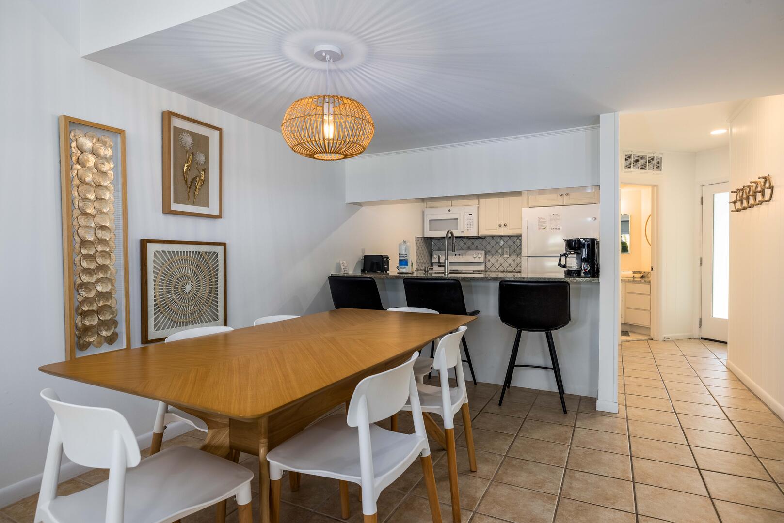 332 Captain John Fripp Villa | Photo 9