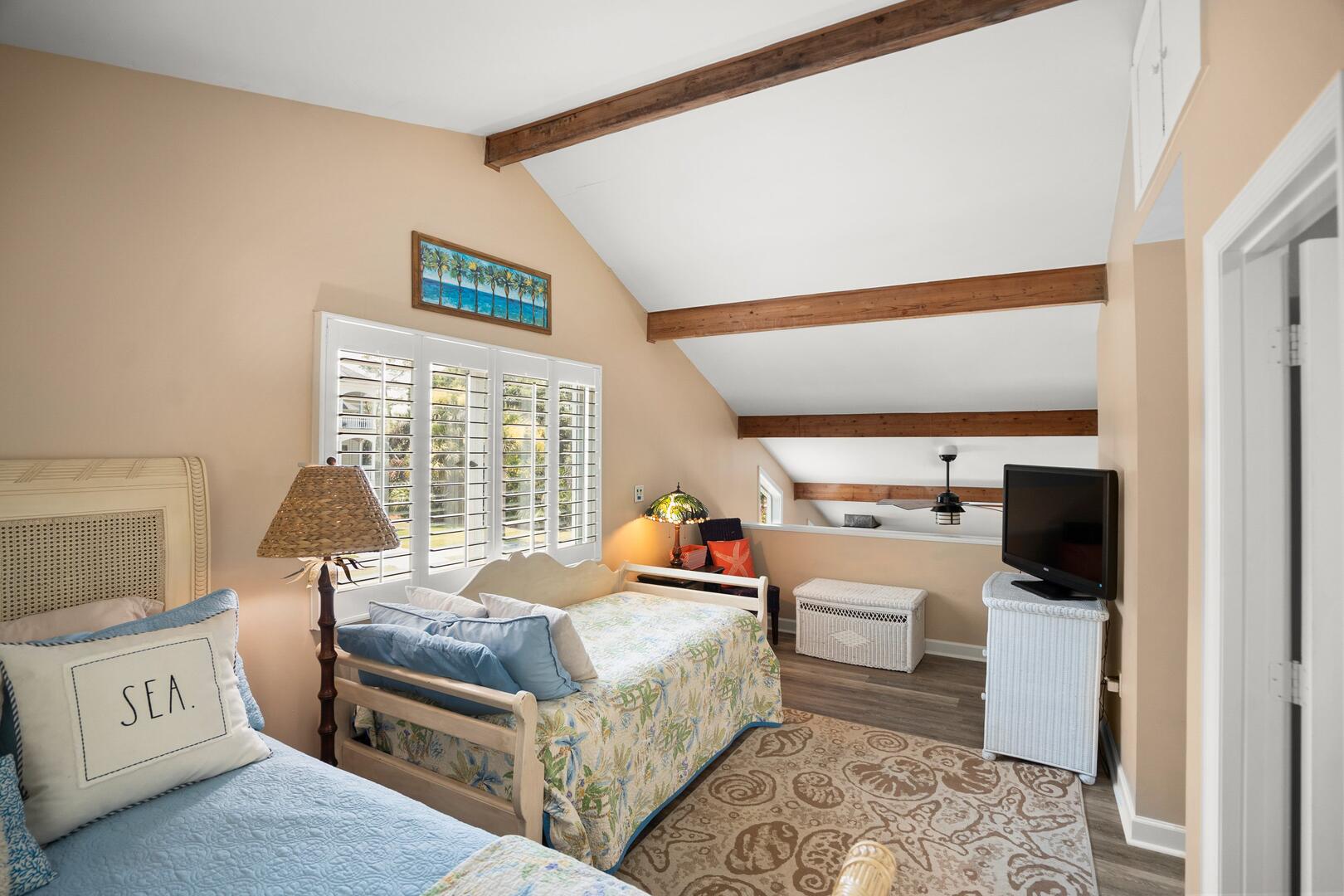 835 Bonito | Photo 17