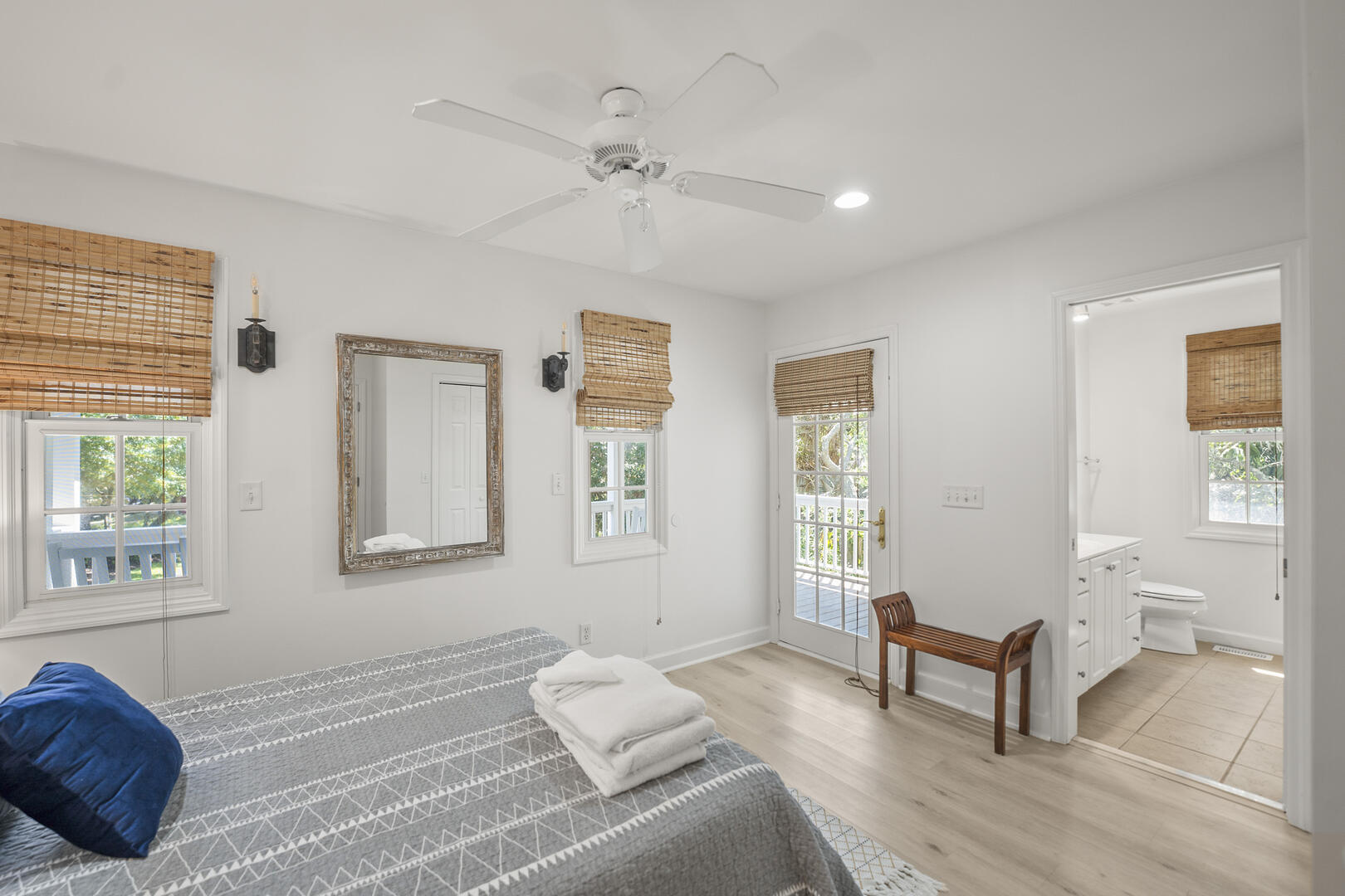 723 Seahorse Rd | Photo 44