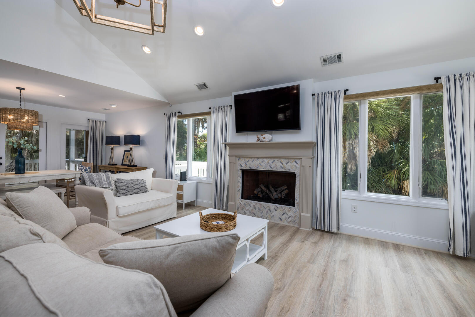 712 Sea Dragon | Photo 19