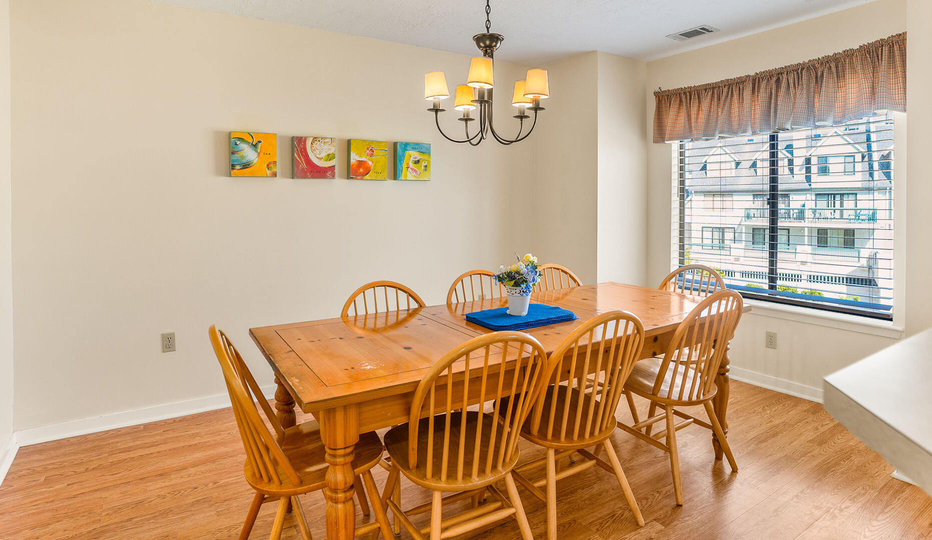 643 New Haven | Photo 8