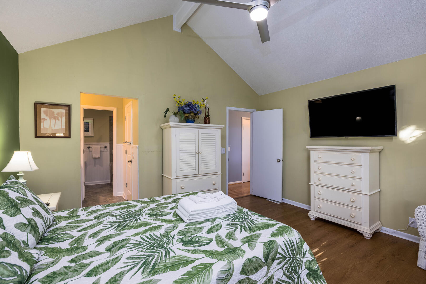 30 Fairway Club | Photo 28