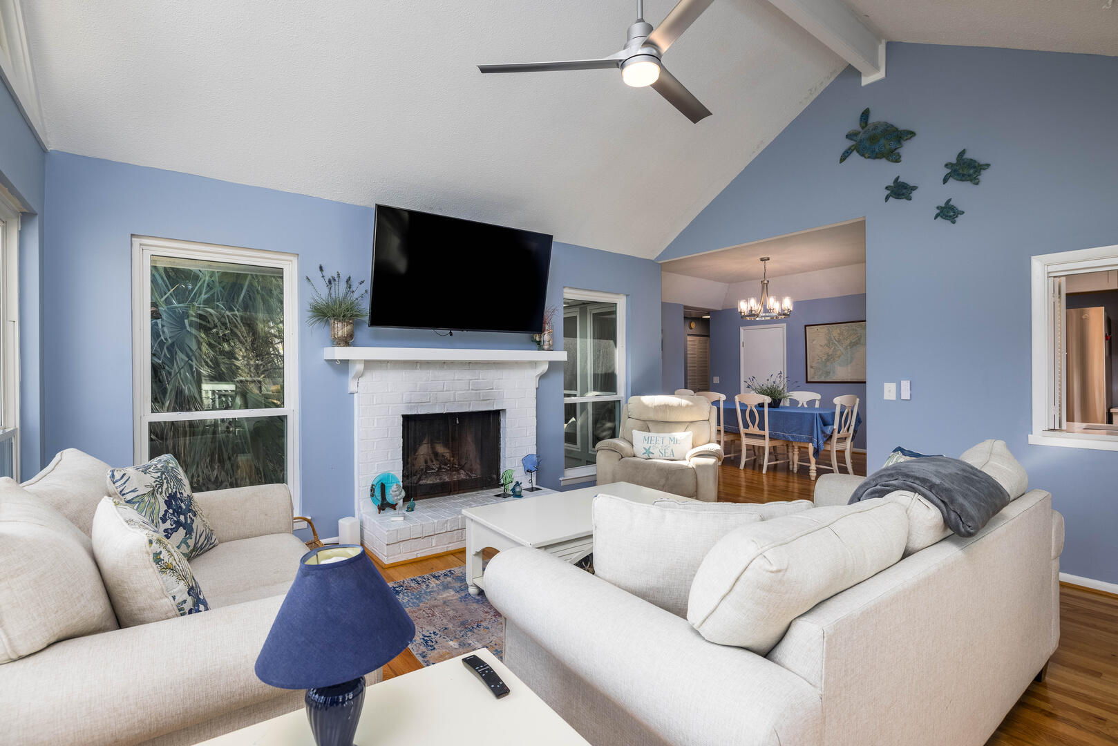 30 Fairway Club | Photo 10