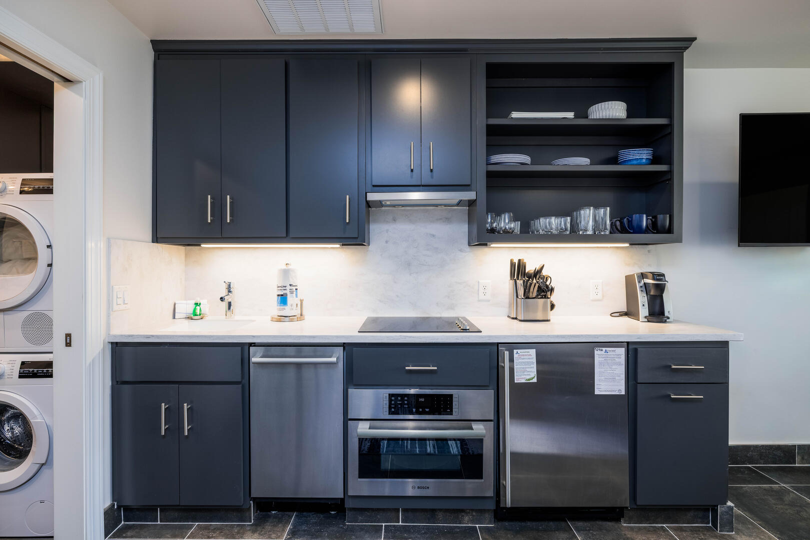 524 Sunsuite | Photo 31