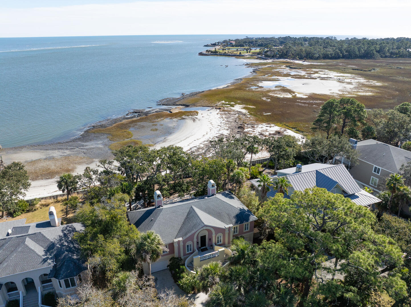 10 River Club | Photo 97