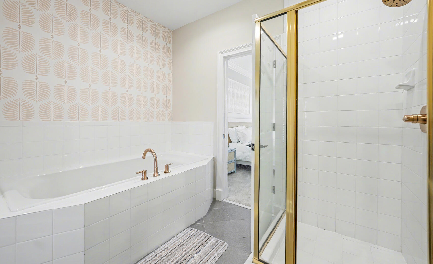 10 River Club | Photo 25