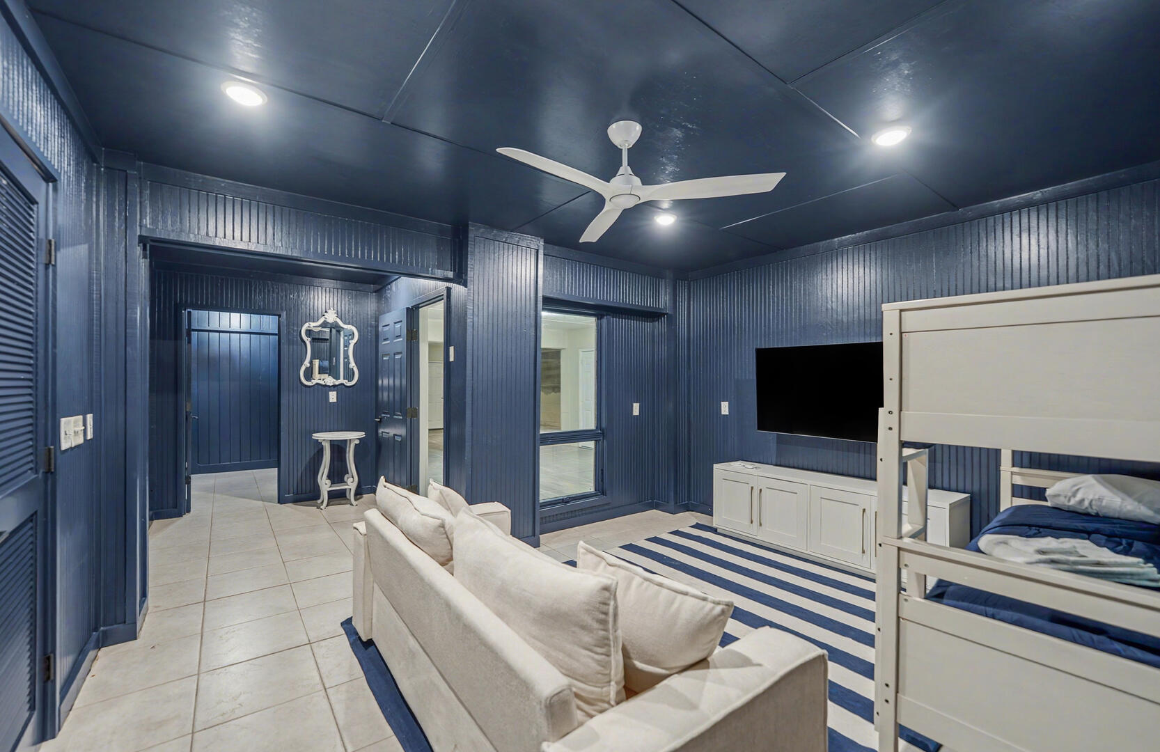 10 River Club | Photo 38