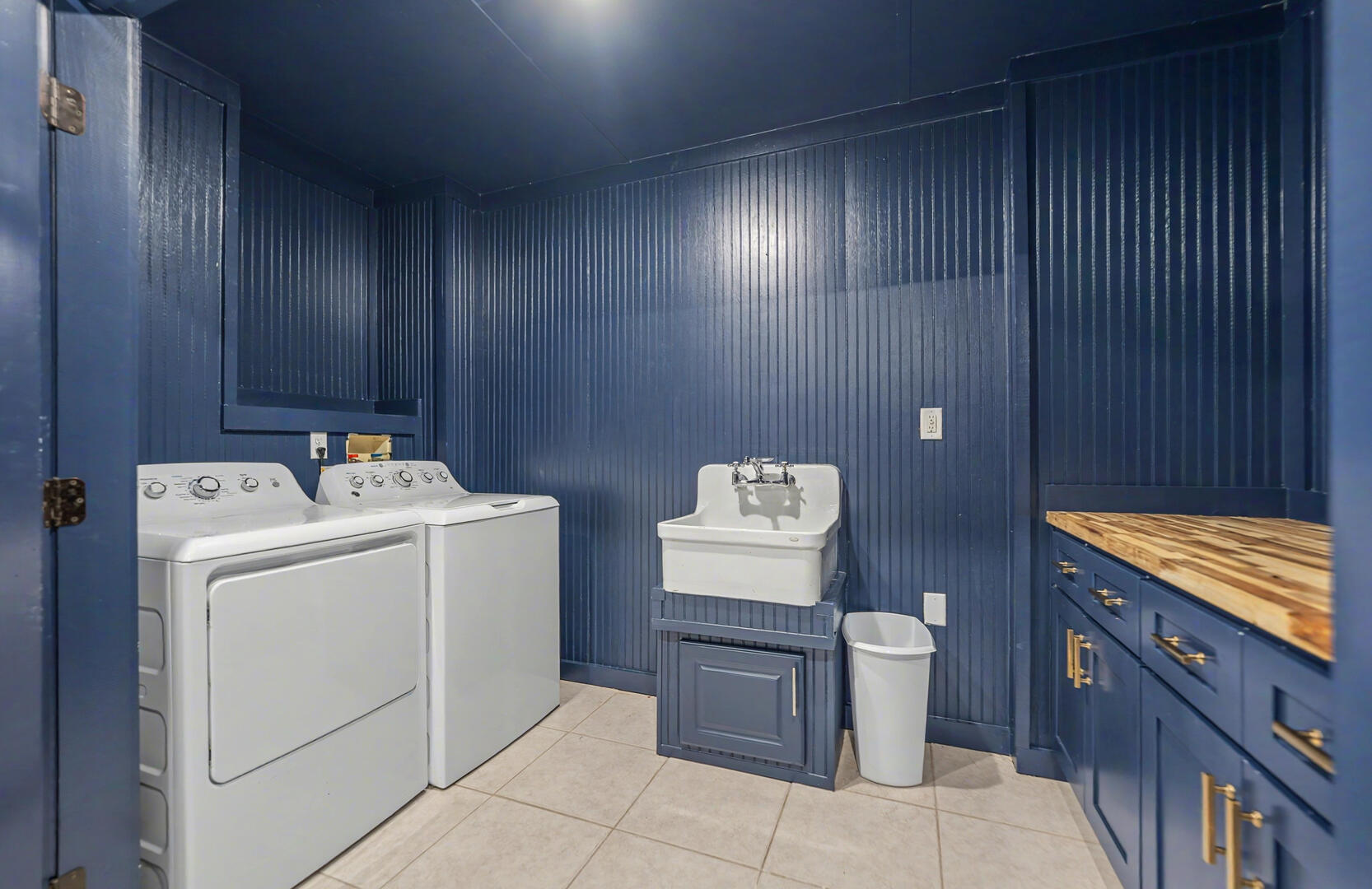 10 River Club | Photo 39