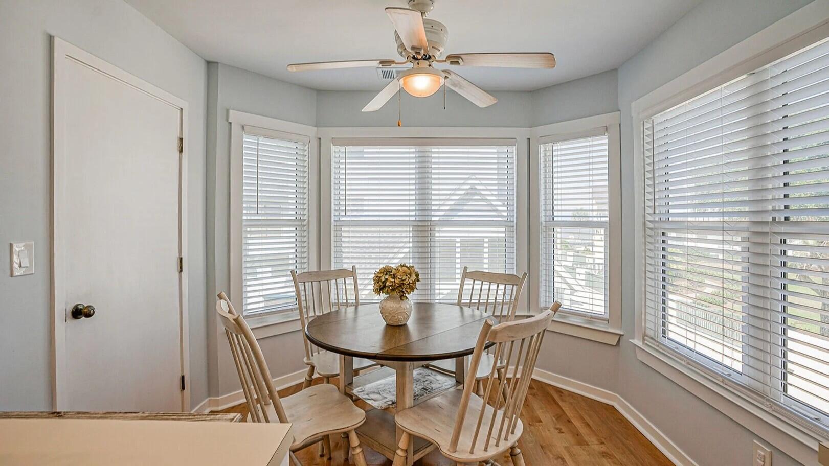 661 New Haven | Photo 21