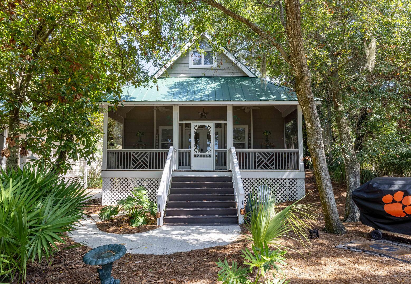 Gorgeous Porch Views And Golf Course Access - Charming Coastal Haven - Fripp Island, SC