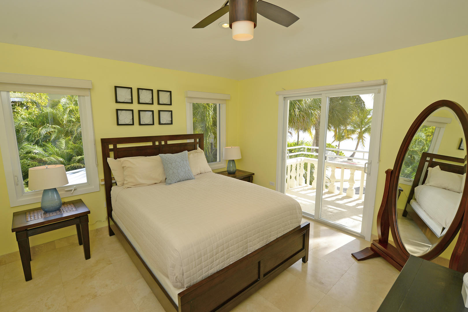 Oceanfront Guest Bedroom.