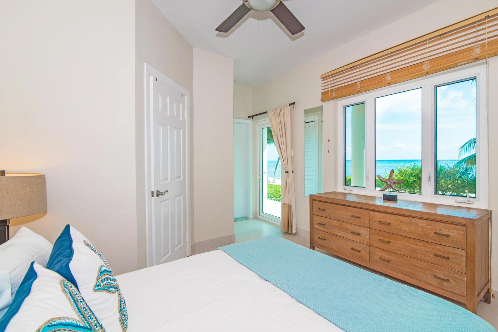 Cottage Queen Suite #1 View.