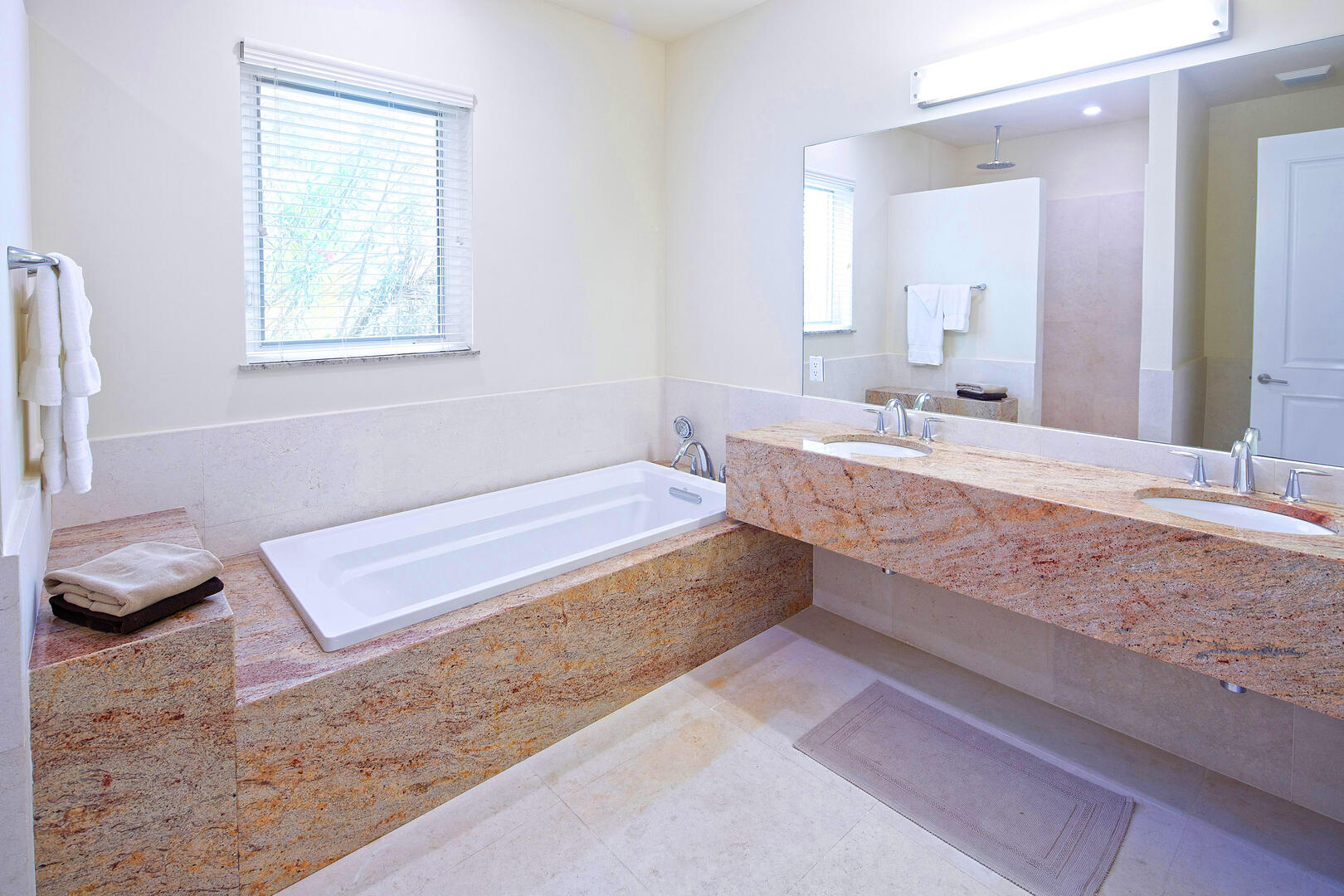 Second Master Suite Bathroom.