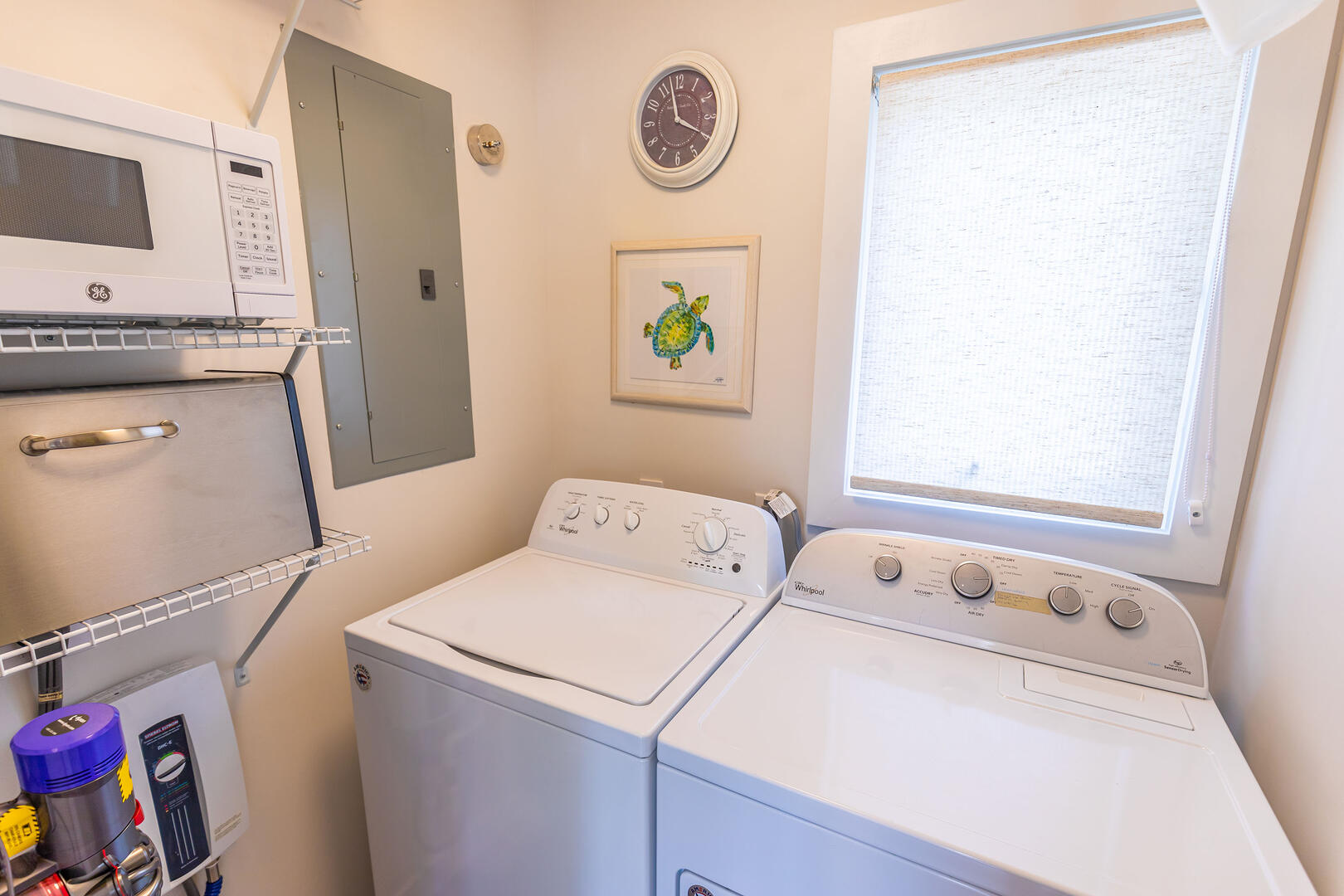 Washer and dryer are located just off the kitchen. 