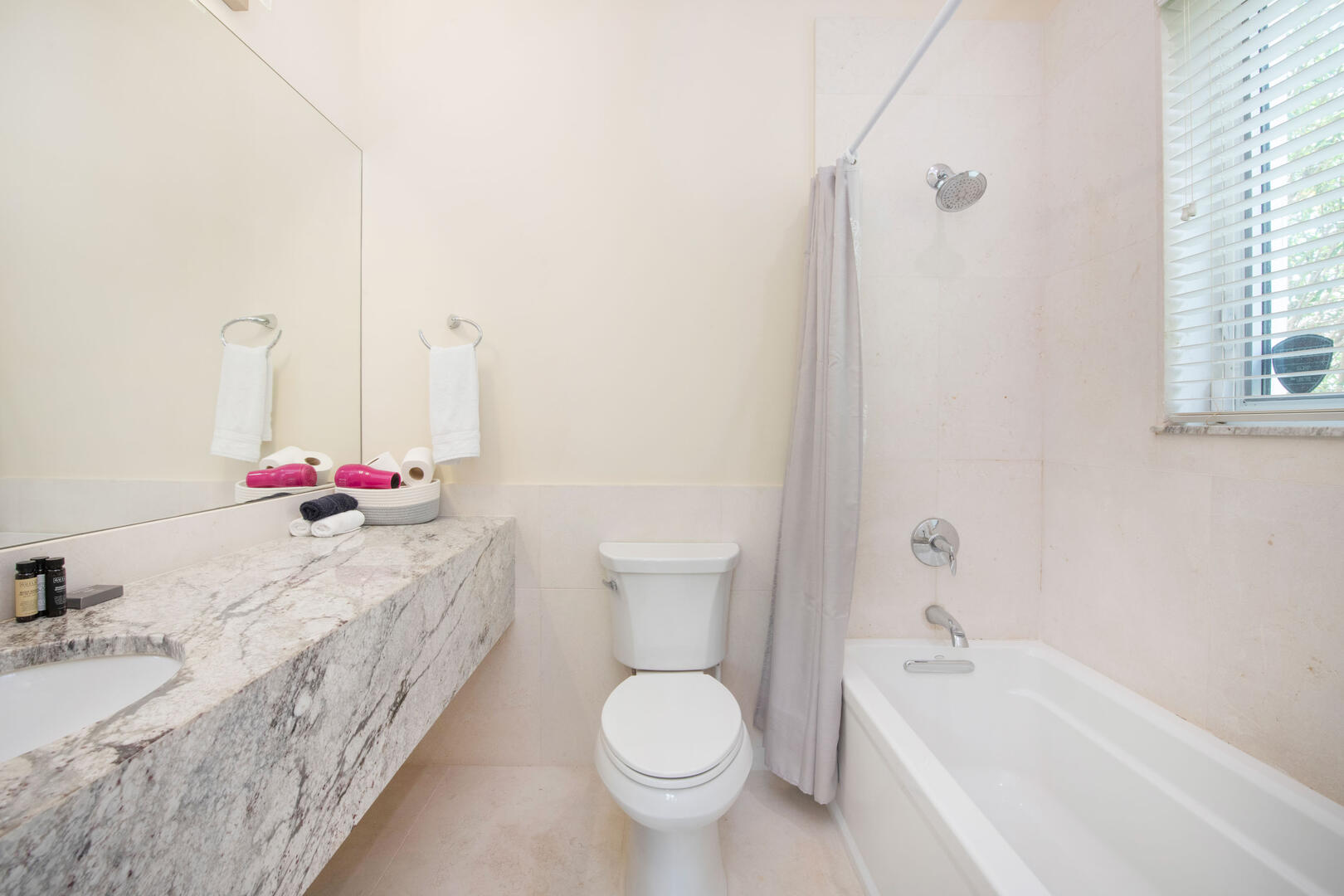 Guest Ensuite #4 with shower bath. 