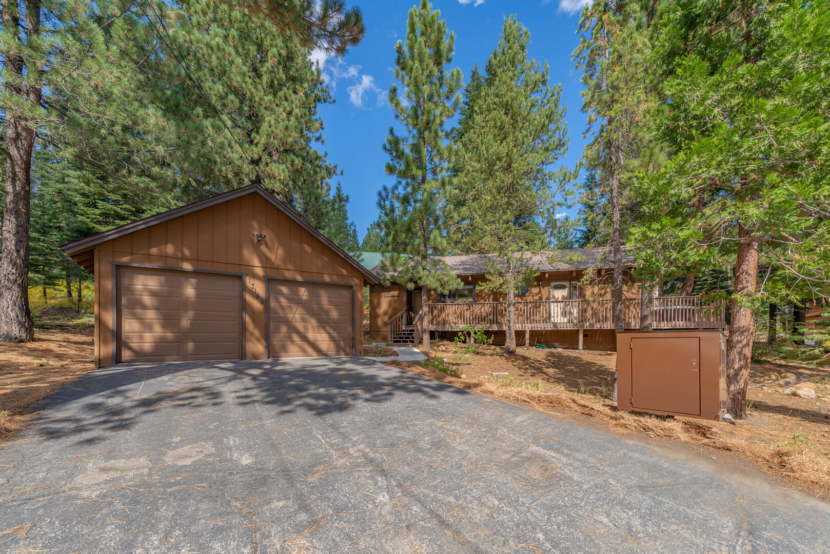 Updated 2 Bedroom Cabin in Tahoe Donner-Kumar