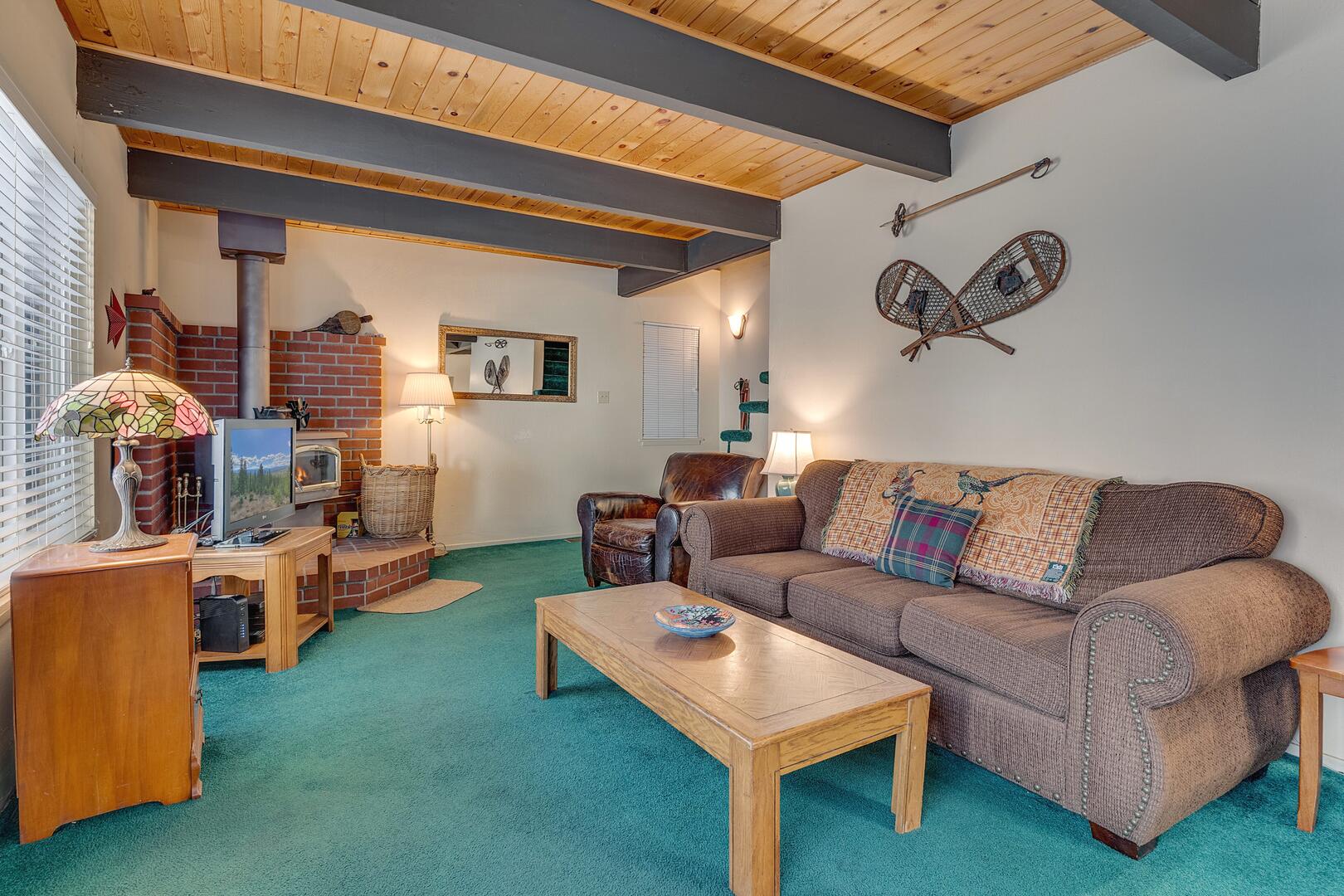 Dog-friendly Three Bedroom Cabin in Tahoe City-McKean