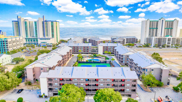 Tilghman Beach and Racquet Club Pet Friendly Condos