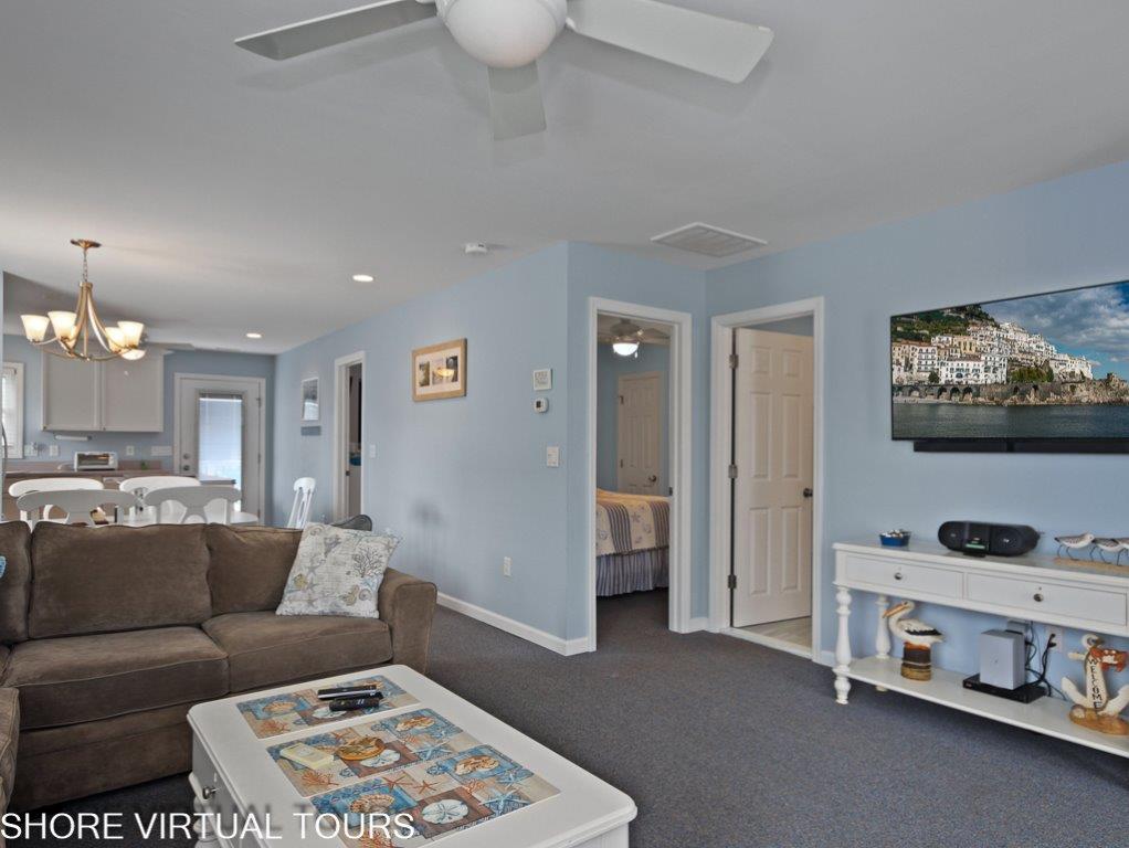 208 E St Paul Ave. - Image 10