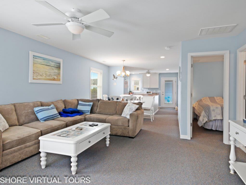 208 E St Paul Ave. - Image 9