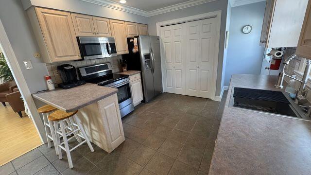 9402 Seaview Ave. - Image 6