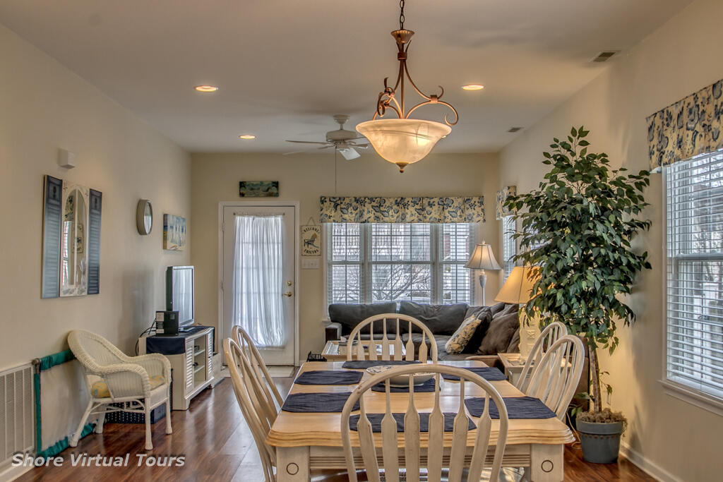 204 E Buttercup Rd. - Image 5