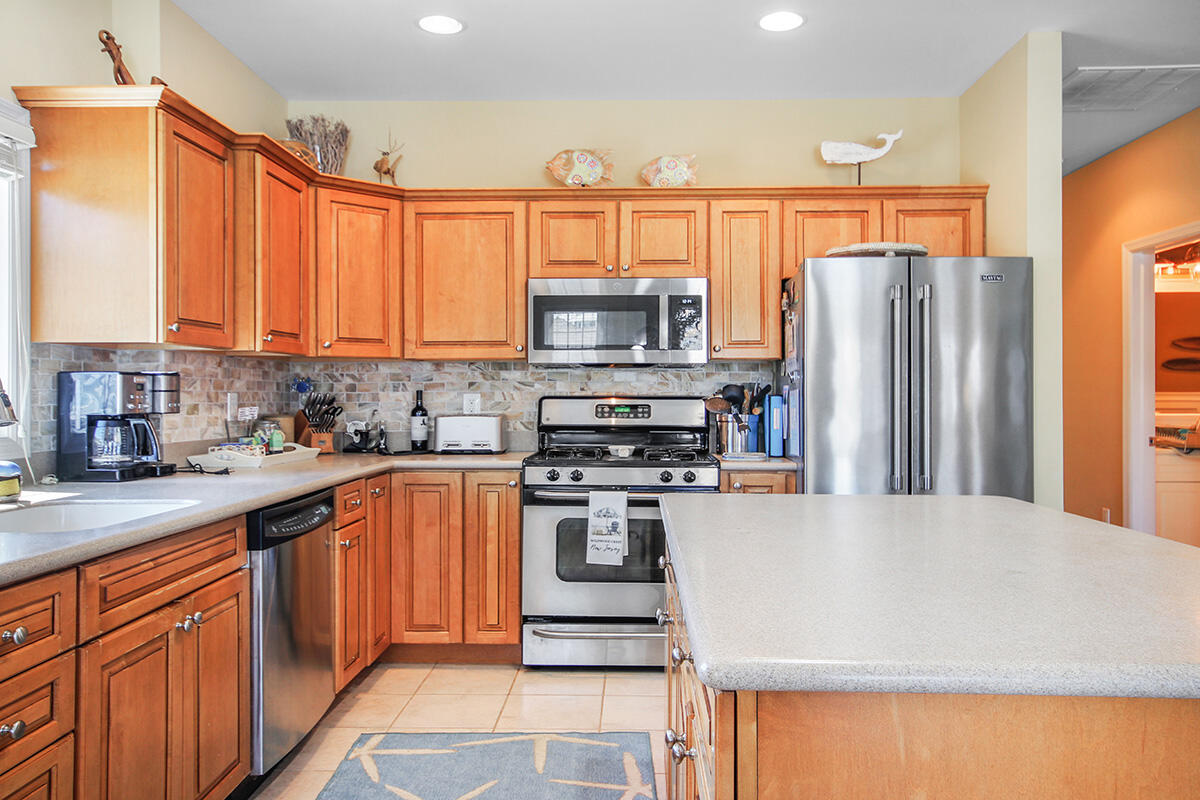 408 E Louisville Ave., Unit 202 - Image 6