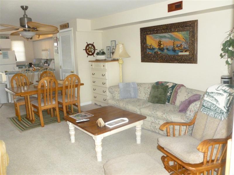 500 E St. Paul Ave., #29 H - Image 5