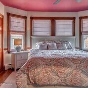 120 E Lotus - Image 7