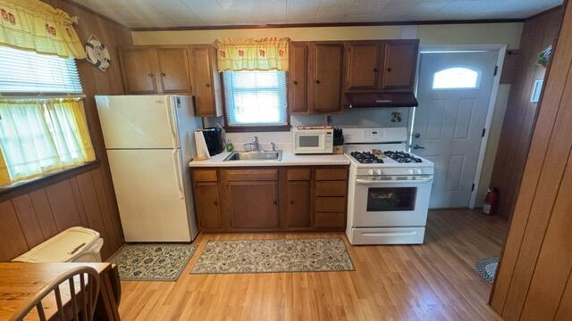 120 E. Monterey Ave. Rear Apt - Image 6