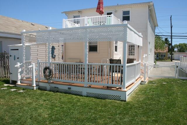 8102 Pacific Ave. 2nd fl