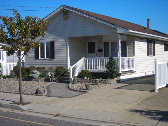 203 E. Jefferson Ave.