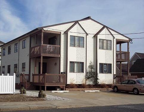 205 A E Sweetbriar Rd H