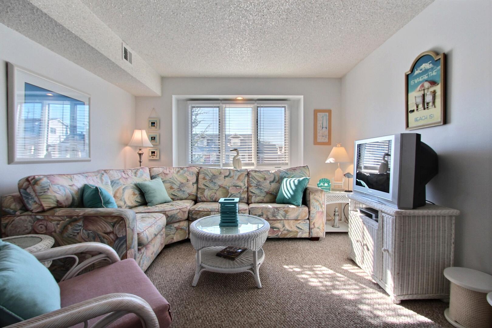 205 A E Sweetbriar Rd S - Image 5